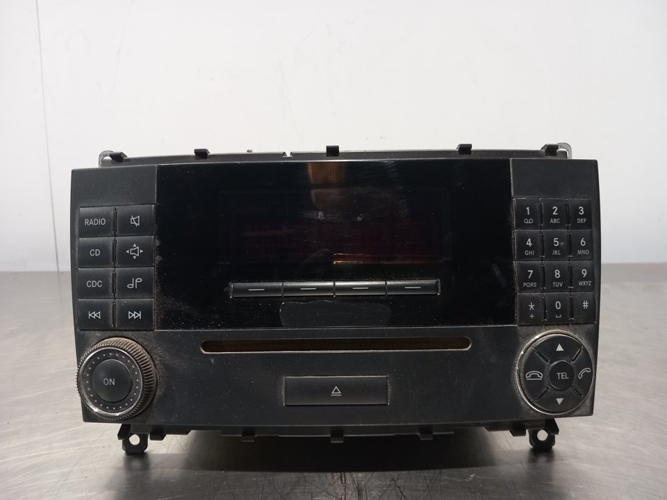 MERCEDES-BENZ CLK AMG GTR C297 (1997-1999) Muzikos grotuvas be navigacijos A2098700989 24891758