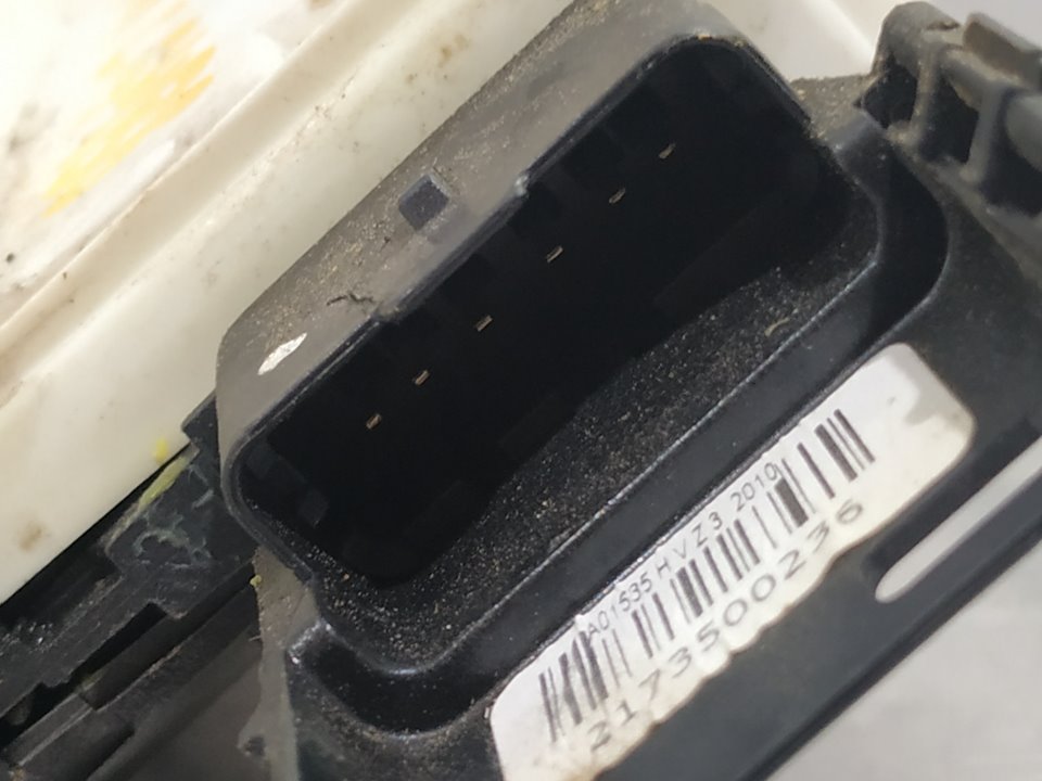 Cerradura puerta delantera derecha 9HR 732290 de Peugeot 3008 suv (mc_, mr_, mj_, m4_) 2016-0 - pieza usada