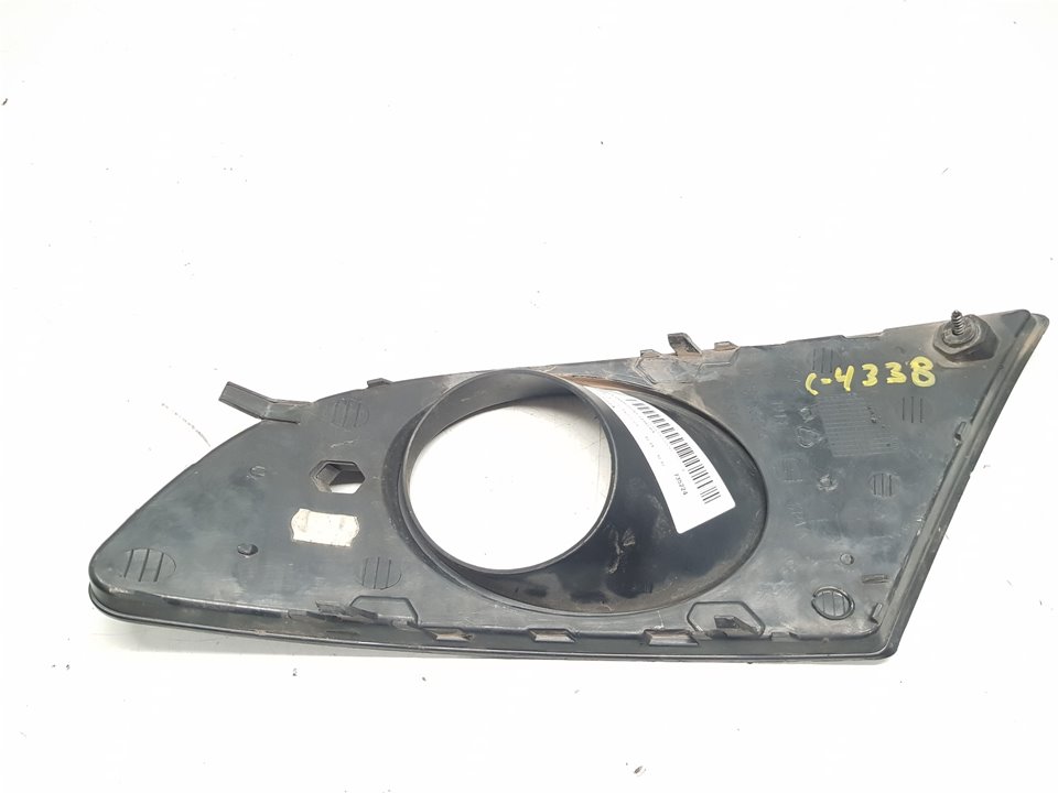 SEAT Leon 2 generation (2005-2012) Правая решетка переднего бампера 1P0853666A 22765682