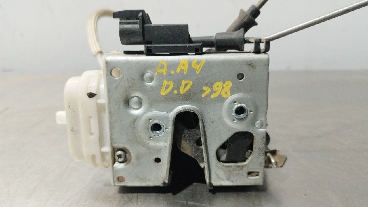 AUDI A4 B5/8D (1994-2001) Front Right Door Lock 8D1837016 25895531