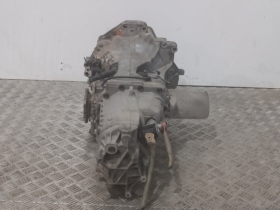 VOLKSWAGEN Passat B5 (1996-2005) Gearbox EEN 24915382