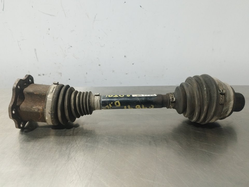 AUDI A5 8T (2007-2016) Front Left Driveshaft 8K0407271Q 25358083