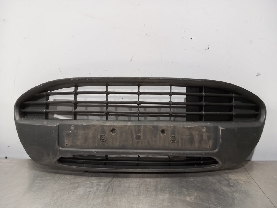 FORD Ka 2 generation (2008-2020) Front Bumper Lower Grill 735437417 24936815