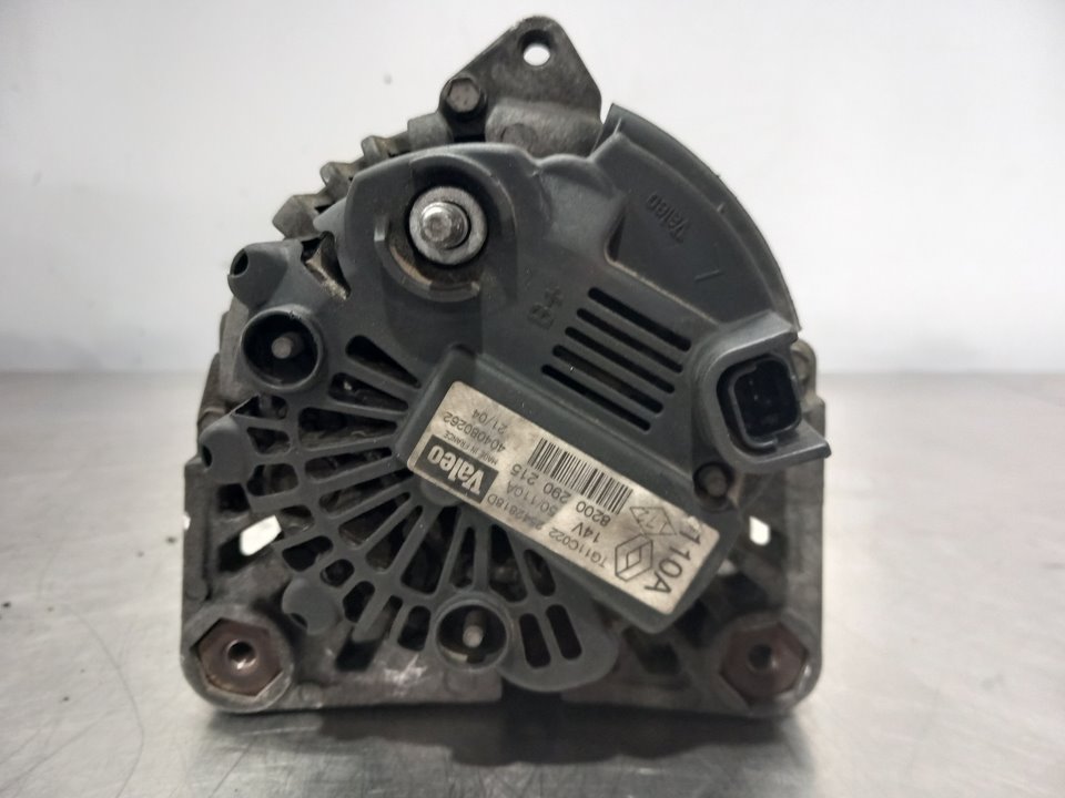 RENAULT Megane 2 generation (2002-2012) Генератор 8200290215 23572022