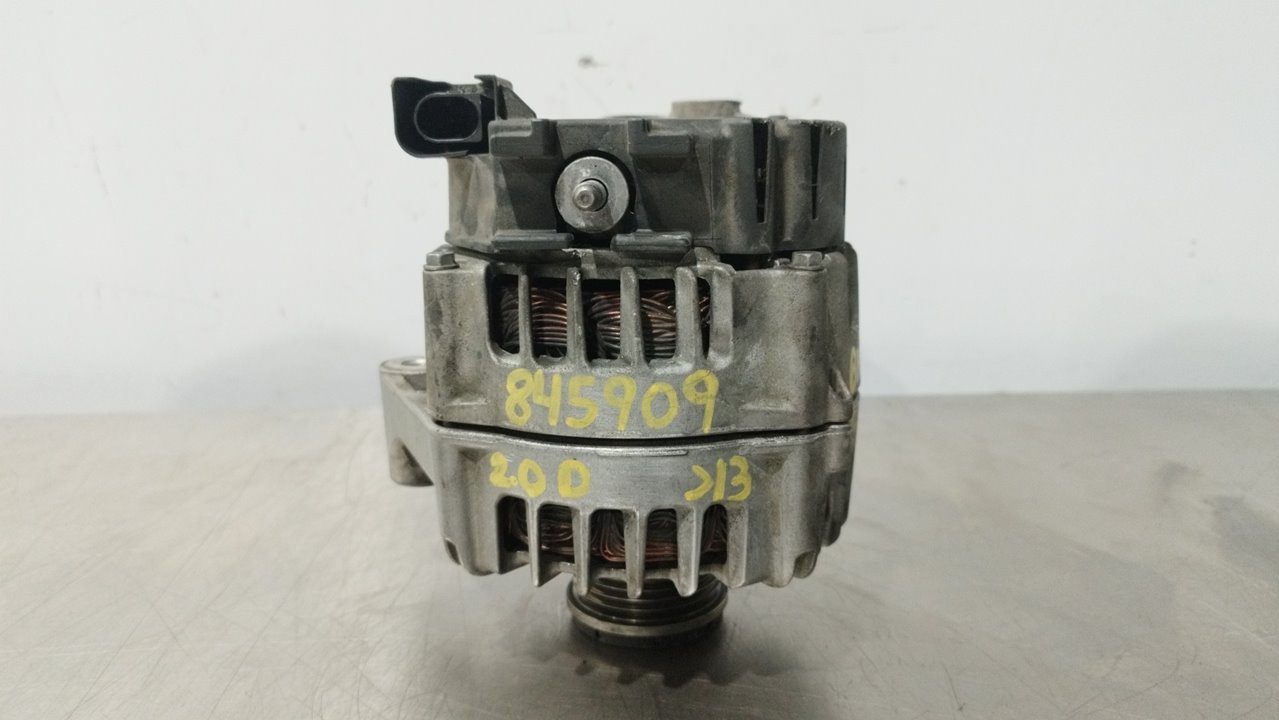 BMW 3 Series F30/F31 (2011-2020) Alternator 7823343 25247034