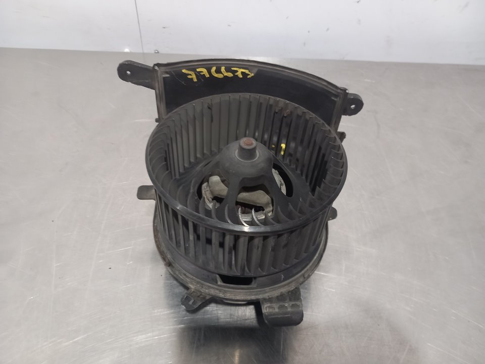 RENAULT Scenic 2 generation (2003-2010) Heater Blower Fan J84F666583V 24920873