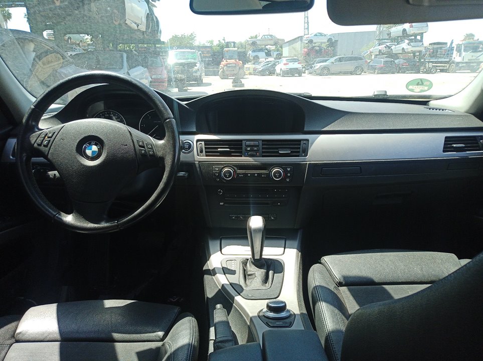 BMW 3 Series E90/E91/E92/E93 (2004-2013) Передняя панель салона 24913029