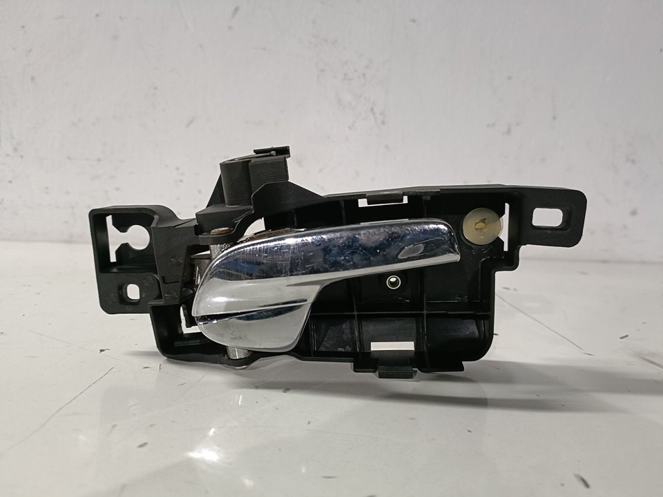 FORD Galaxy 2 generation (2006-2015) Kitos salono dalys 6M21U22600BB 24919739