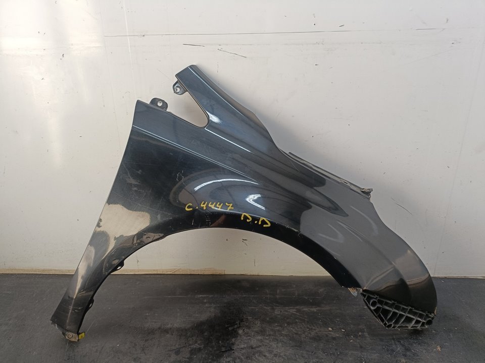 TOYOTA Avensis T27 Front Right Fender N1.Z3 22743824