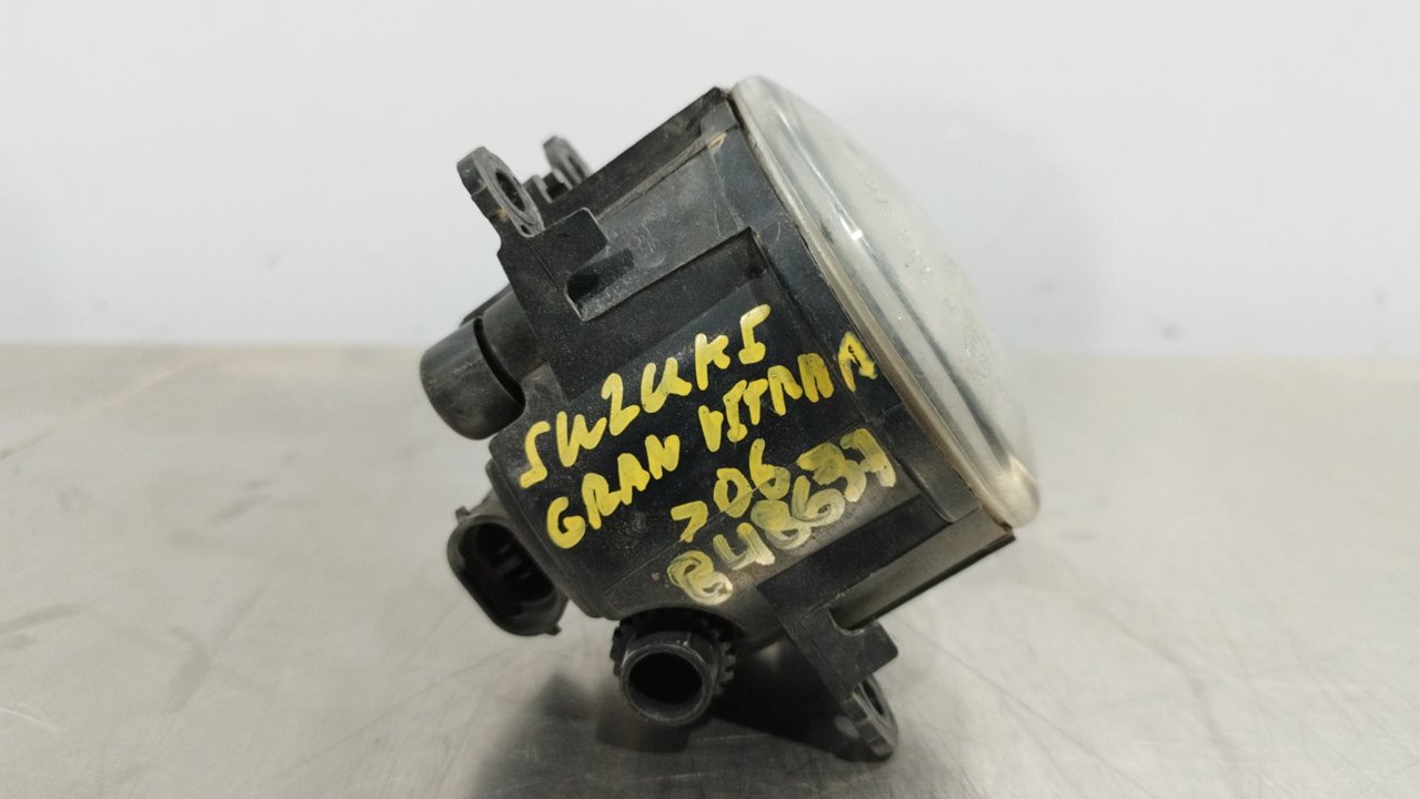 SUZUKI Grand Vitara 2 generation (2005-2014) Противотуманка бампера передняя правая 3550063J01000 25246770