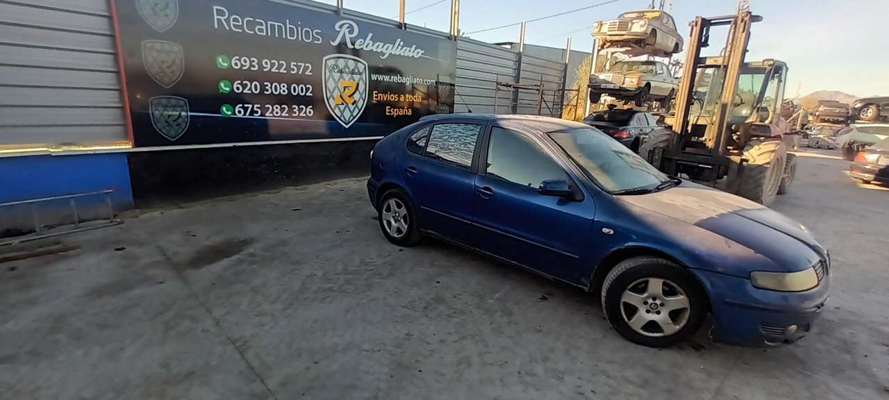 SEAT Leon 1 generation (1999-2005) Другие внутренние детали 1M0837113 24908443