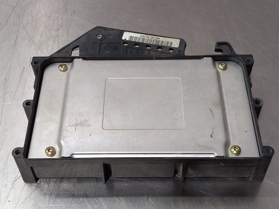 VOLKSWAGEN Golf 3 generation (1991-1998) Motorkontrollenhet ECU 1H0907379E 25266890