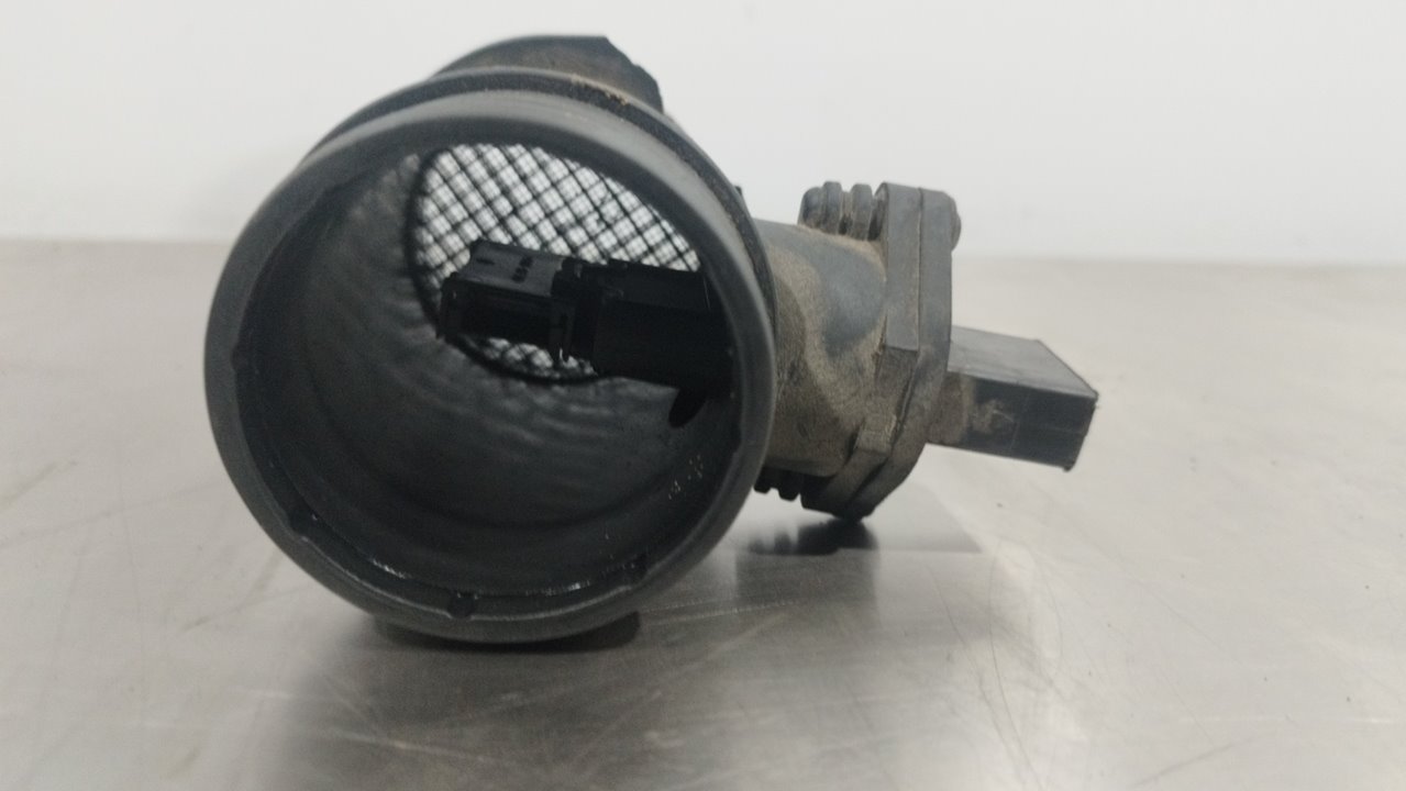 VOLKSWAGEN Passat B5 (1996-2005) Mass Air Flow Sensor MAF 0281002216 24915618