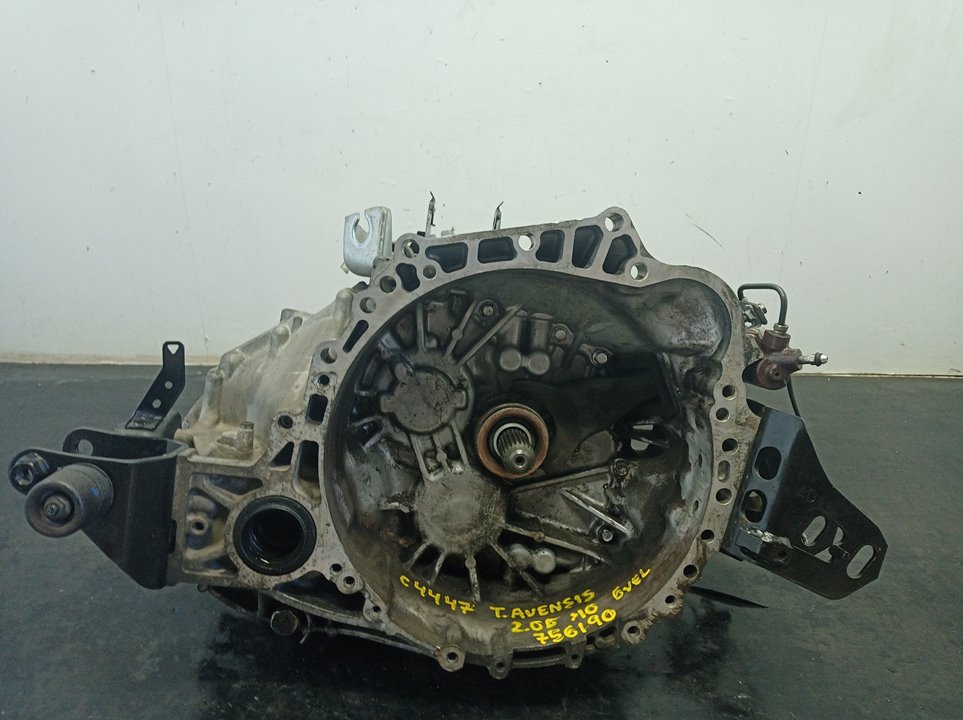 TOYOTA Avensis T27 Gearbox 22743494