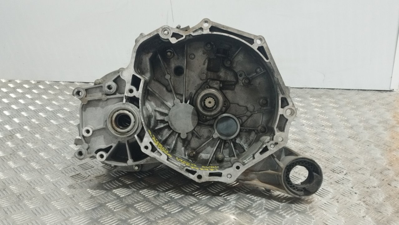 OPEL Astra H (2004-2014) Gearbox 5495775 25242037