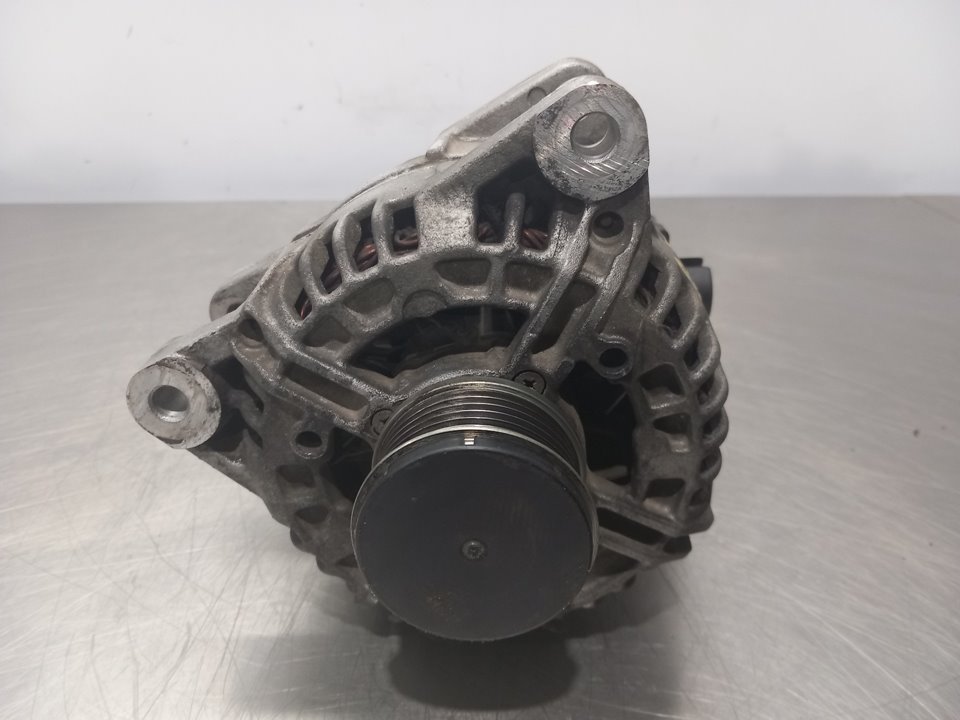 CITROËN C4 1 generation (2004-2011) Alternator 9646321880 24916546