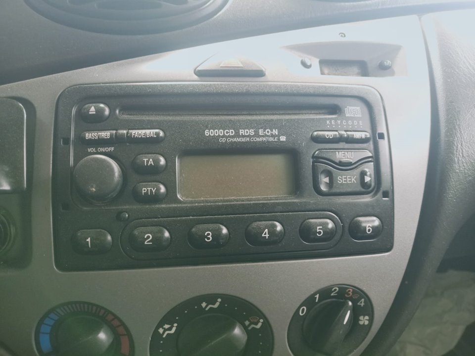 FORD Focus 1 generation (1998-2010) Music Player Without GPS 26298807