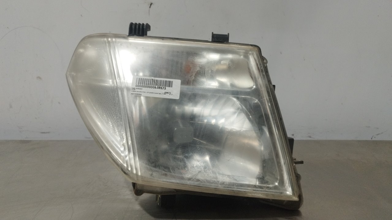 NISSAN NP300 1 generation (2008-2015) Front Right Headlight 26010EB30A 24940180