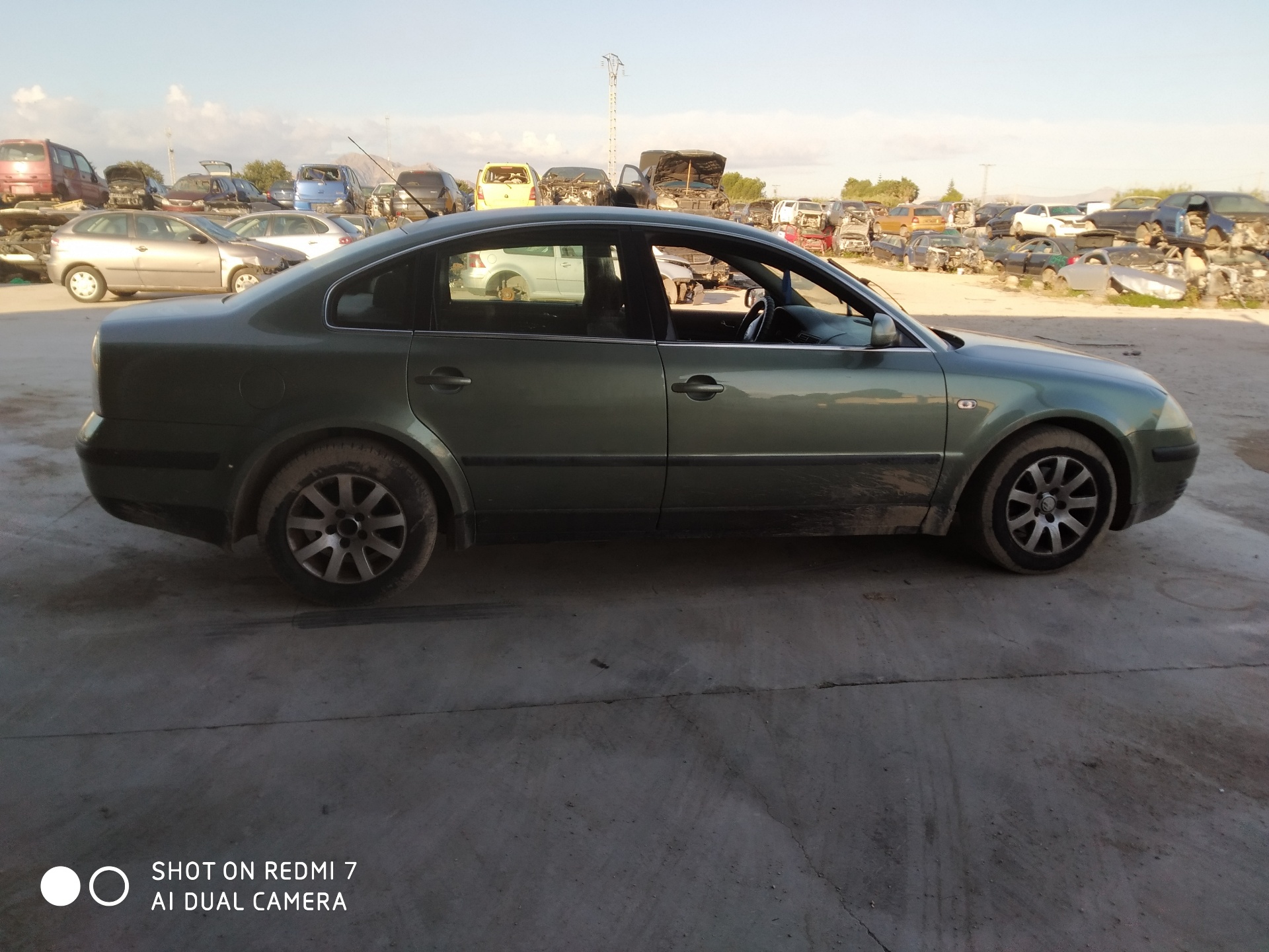 VOLKSWAGEN Passat B5 (1996-2005) Генератор 028903031 24892671