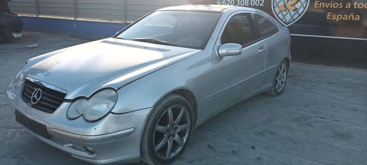 MERCEDES-BENZ C-Class W203/S203/CL203 (2000-2008) Front Right Door Airbag SRS A2038602205 24911429