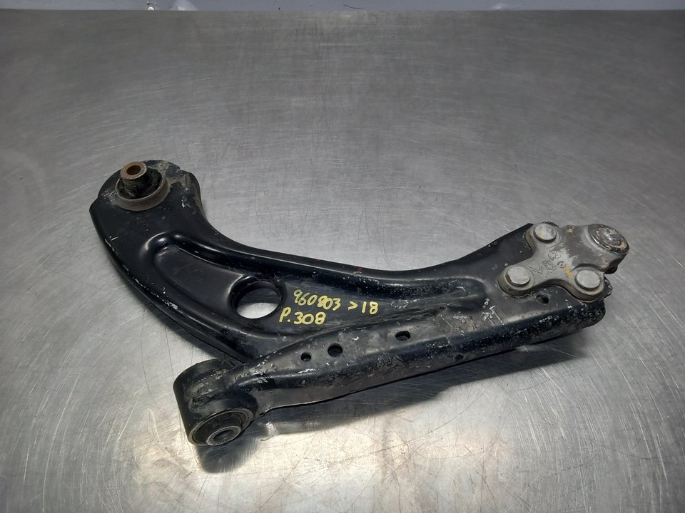 Braccio sospensione inferiore anteriore destro HN05 Peugeot 308 i (4a_, 4c_) 2007-2014
