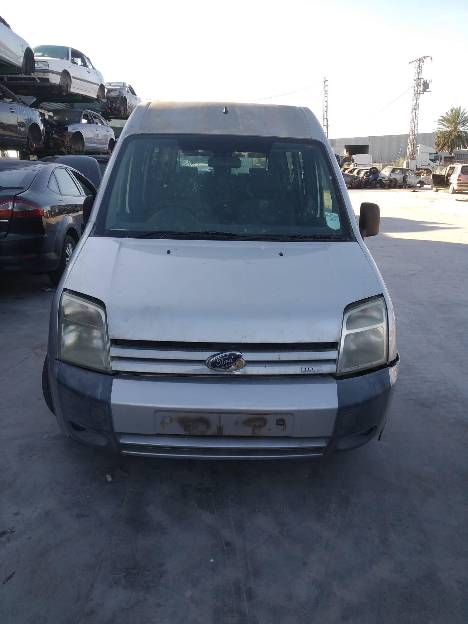 FORD Tourneo Connect 1 generation (2002-2013) Serrure de porte arrière gauche 2T14V264A33DM 22741447