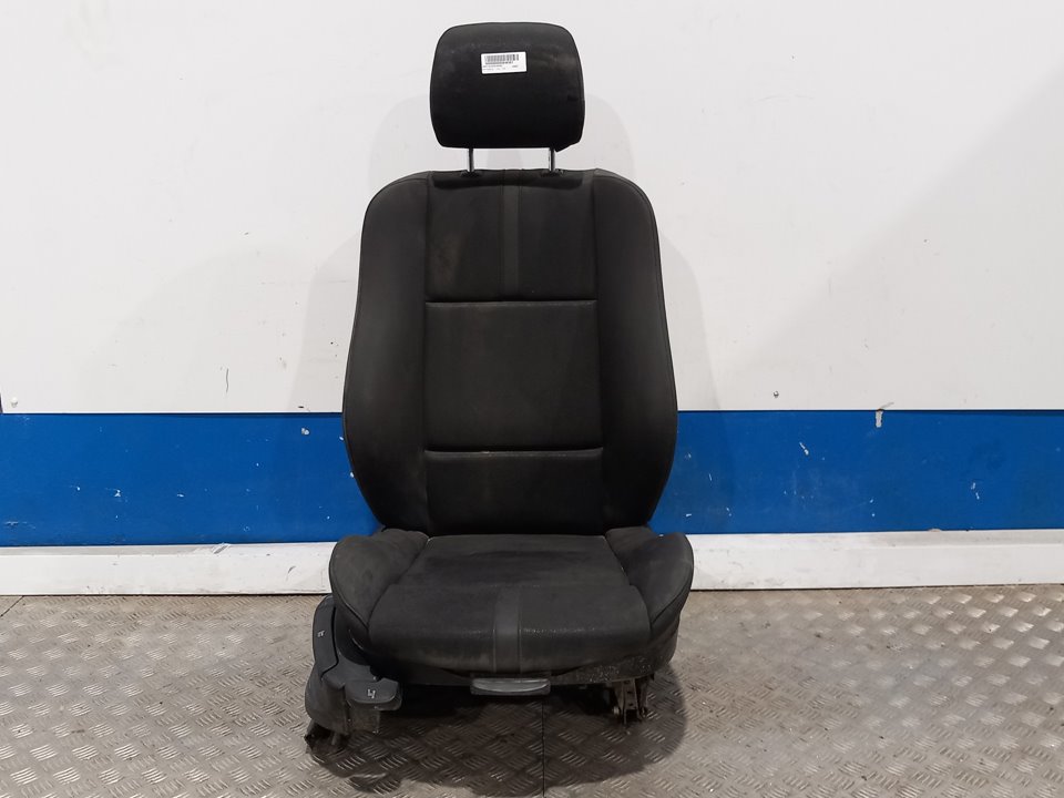 BMW X3 E83 (2003-2010) Front Right Seat 25246131
