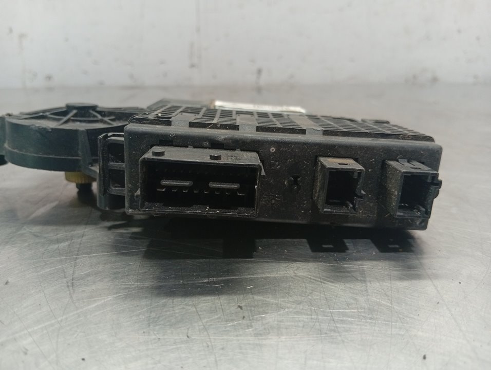Motor elevalunas delantero derecho 9682495580 de Citroen Grand c4 picasso 2010-2010 - pieza usada