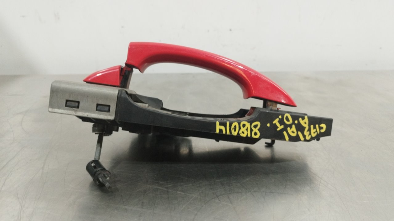 AUDI A1 8X (2010-2020) Наружная ручка передней левой двери 24934073