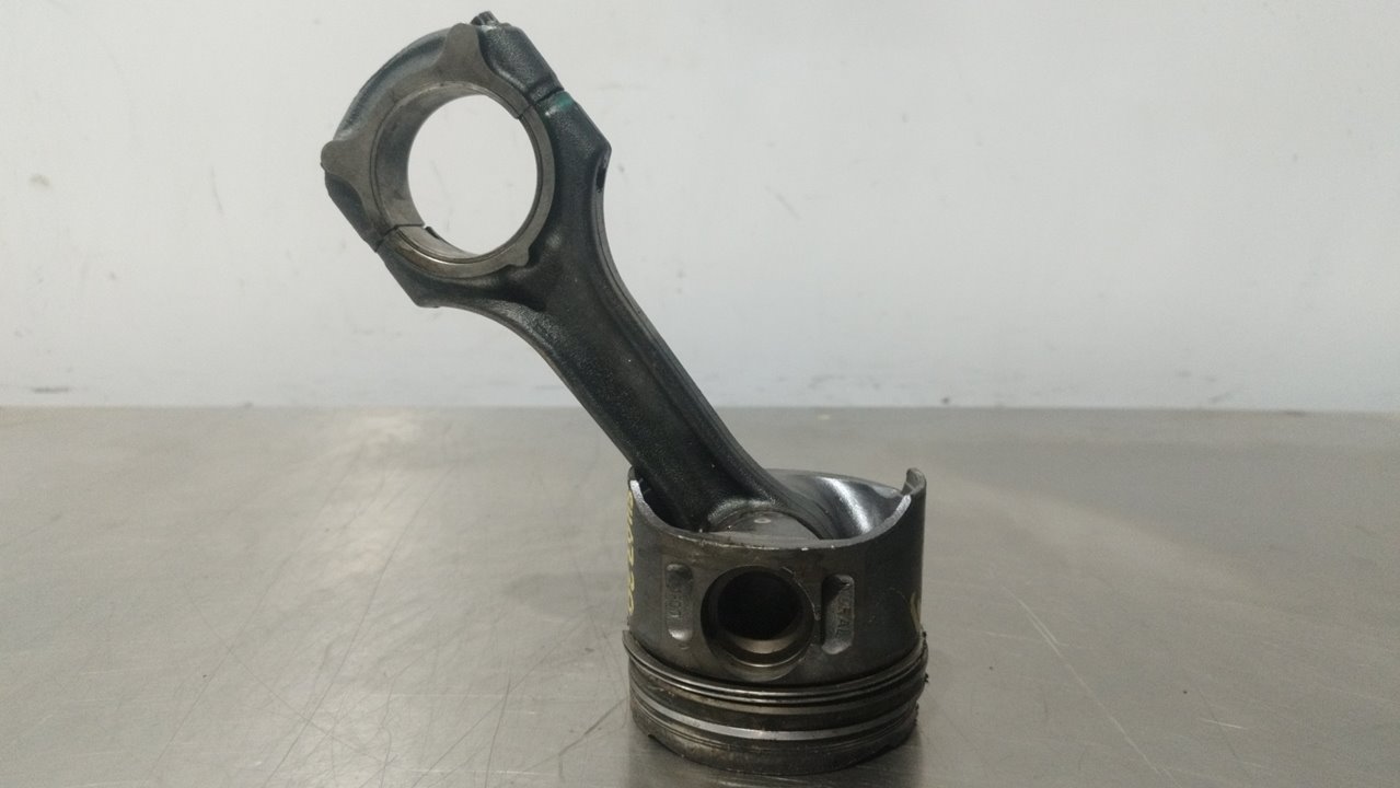 MERCEDES-BENZ Vito W638 (1996-2003) Connecting Rod 24940732