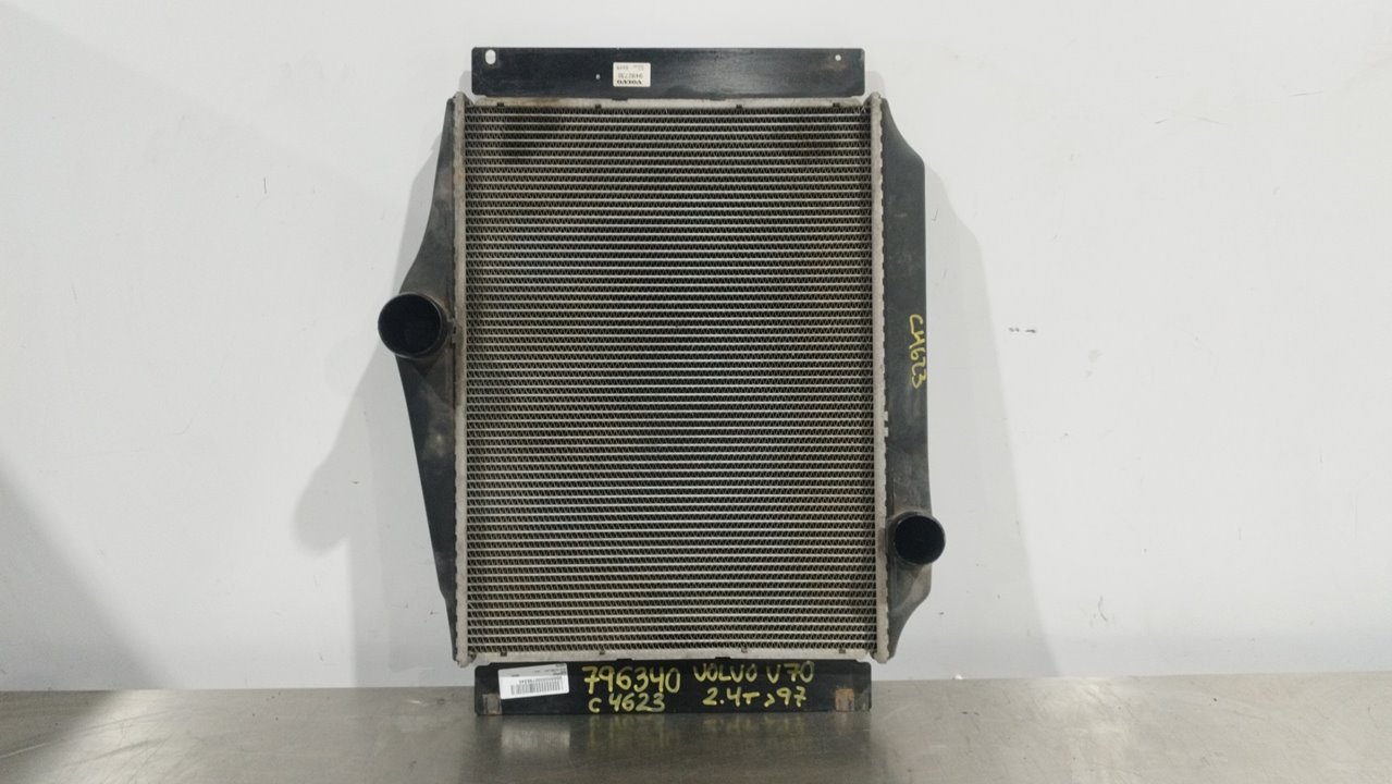 VOLVO V70 2 generation (2000-2008) Радиатор интеркулера 9492730 24925113