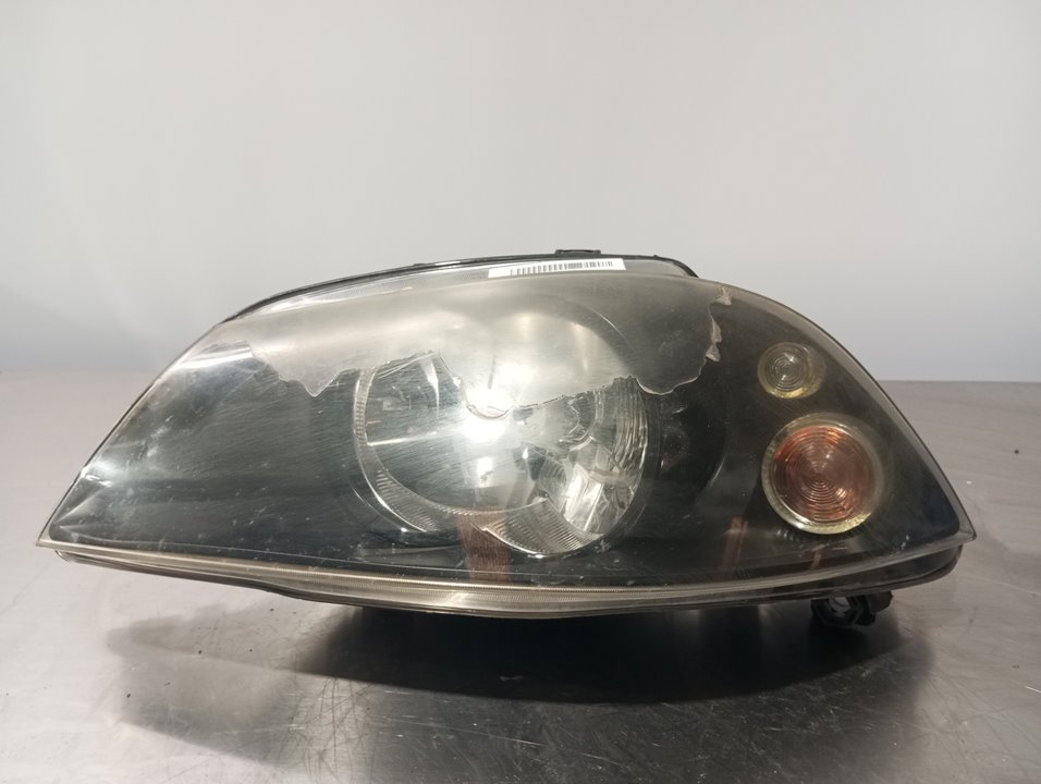 SEAT Cordoba 2 generation (1999-2009) Front Left Headlight 89306230 24920985