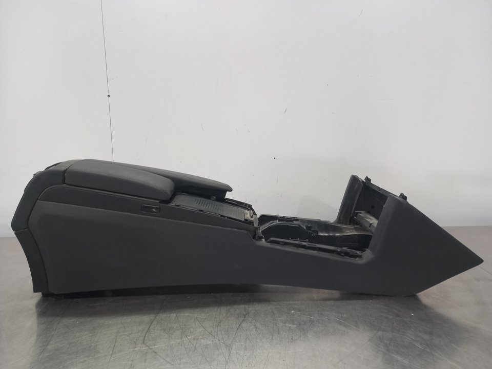 MERCEDES-BENZ E-Class W212/S212/C207/A207 (2009-2016) Armrest A2126800050 24911181