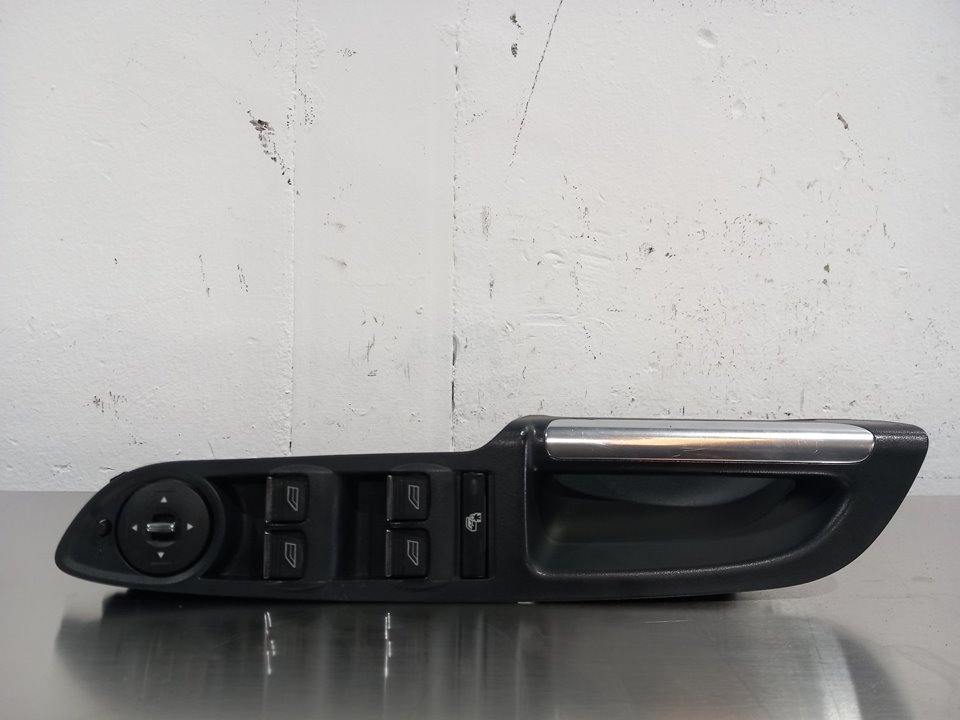 FORD C-Max 2 generation (2010-2019) Кнопка стеклоподъемника передней левой двери AM5T14A132DB 24920722