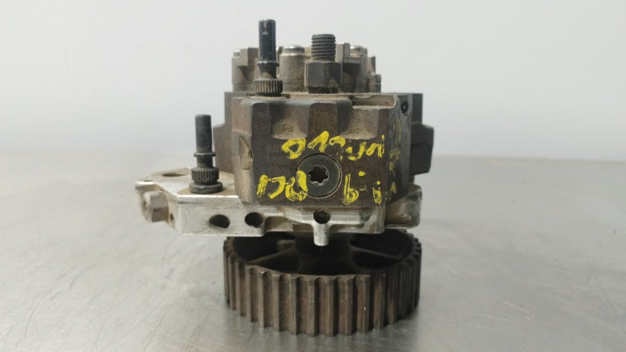 VOLVO S40 1 generation (1996-2004) Pompe à carburant haute pression 82000550720445010031 25246401