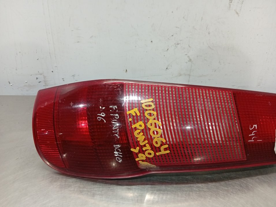 Feu arrière droit 7730722 de Fiat Punto (188_) 1999-2010 - pieza usada