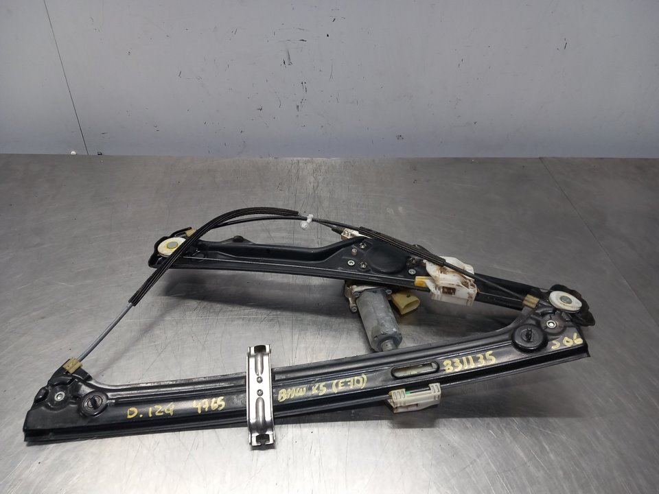 BMW X5 E70 (2006-2013) Front Left Door Window Regulator 0130821460974623100 24938228