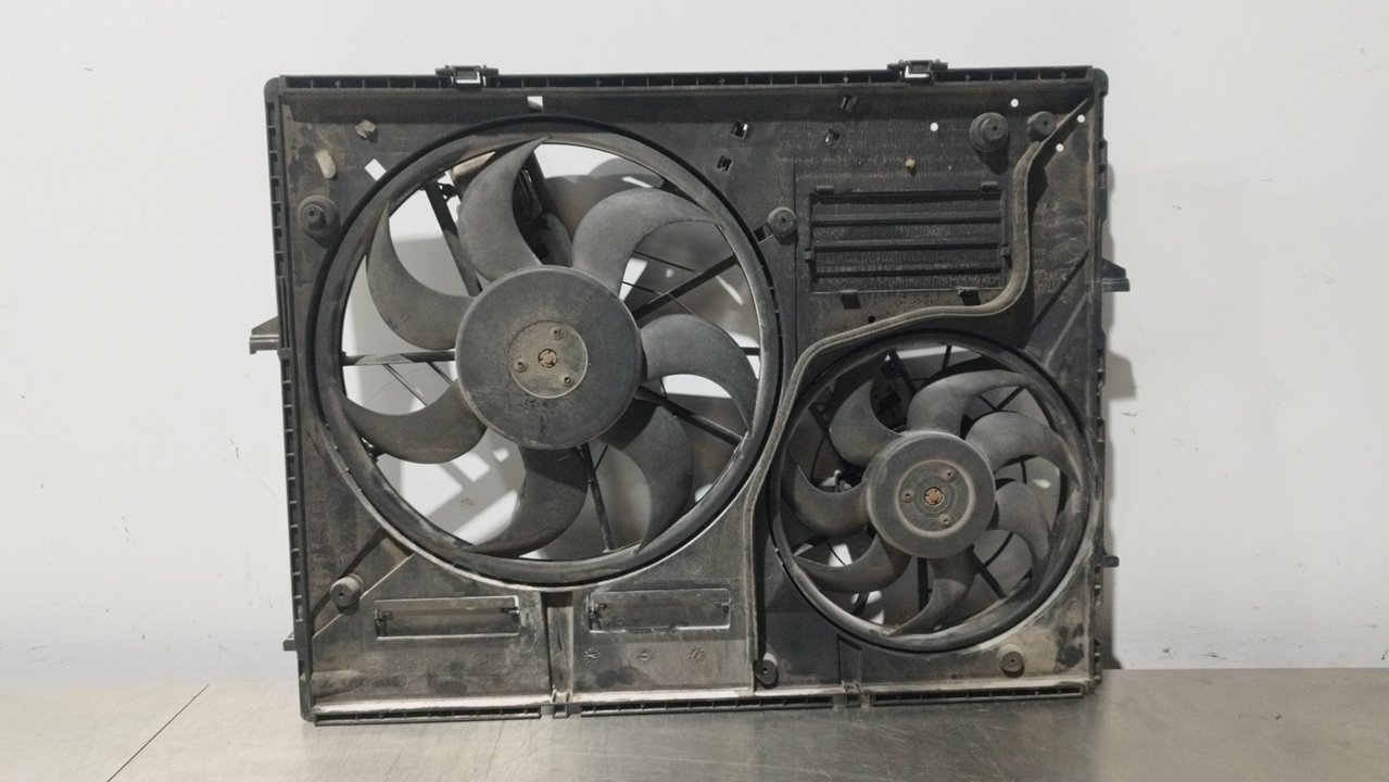 VOLKSWAGEN Diffuser Fan 7L0121203F 25895382