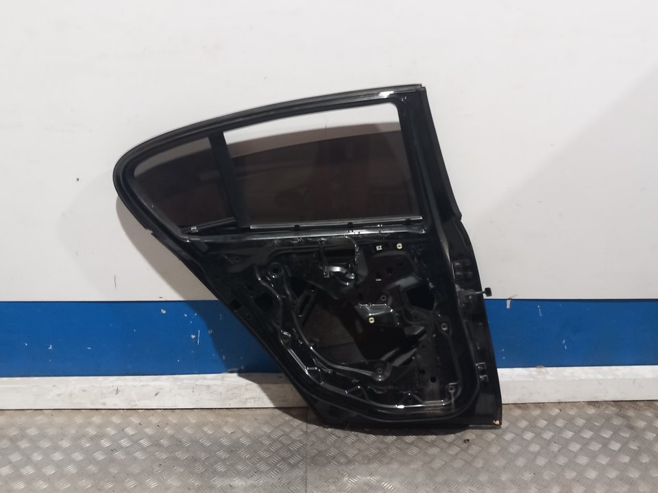 BMW 1 Series E81/E82/E87/E88 (2004-2013) Rear Left Door 25987411