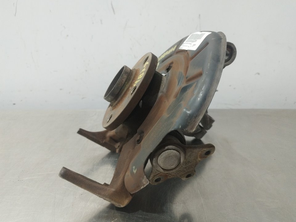 SEAT Cordoba 2 generation (1999-2009) Front Left Wheel Hub 6Q0615311D 25914311