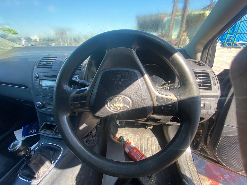 TOYOTA Avensis T27 Priekinė kairė sėdynė 24916213