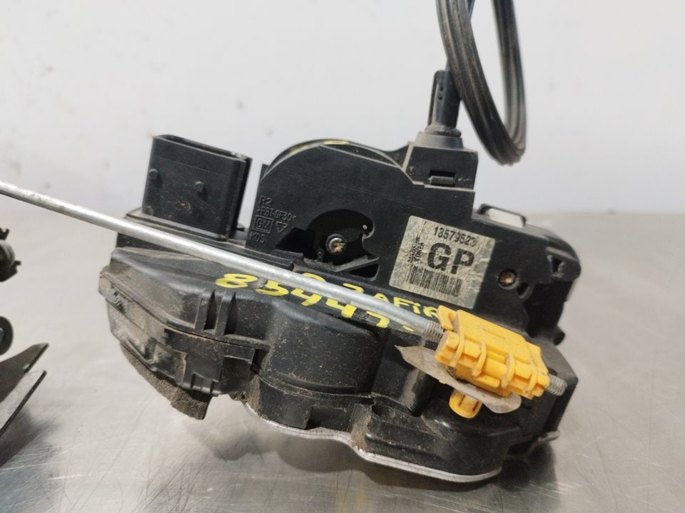 Türschloss vorne rechts 13579523 de Opel Zafira c tourer 2010-2013