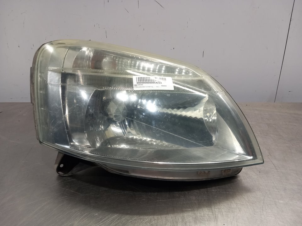 RENAULT Clio 1 generation (1990-1998) Front Right Headlight 25896660