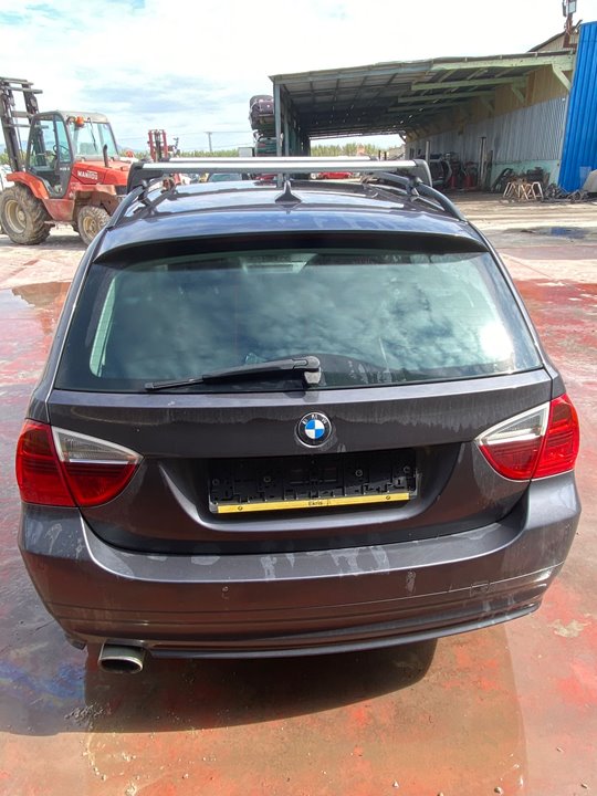 BMW 3 Series E90/E91/E92/E93 (2004-2013) Front Left Door Panel 24912735