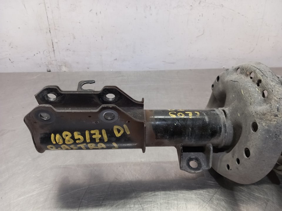 Amortecedor frente esquerdo B16DTL 13474017 de Opel Astra j (p10) 2009-2015 - pieza usada