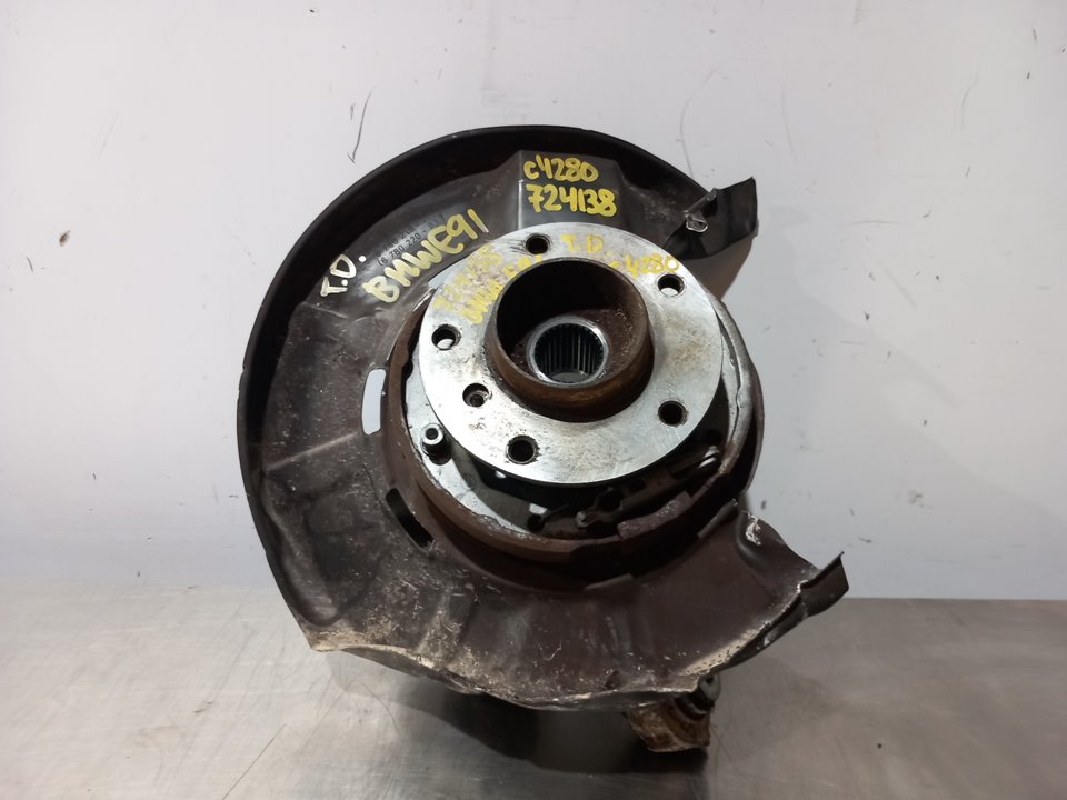 BMW 3 Series E90/E91/E92/E93 (2004-2013) Rear Right Wheel Hub 25893362