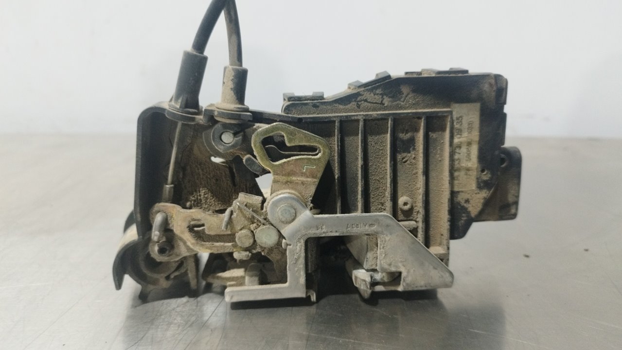 MERCEDES-BENZ M-Class W163 (1997-2005) Rear Left Door Lock A1637300935 24939981
