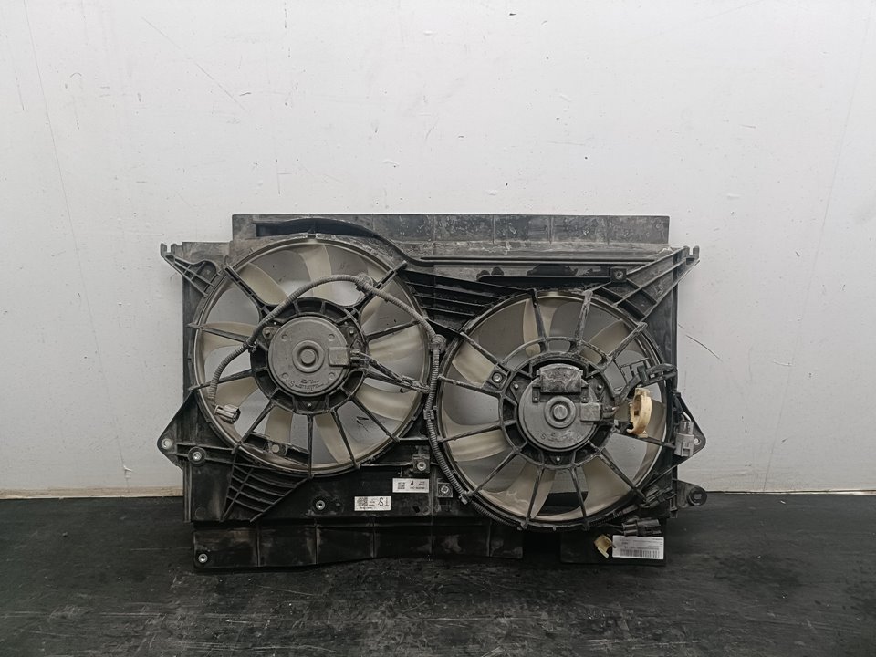 TOYOTA Avensis T27 Difūzoriaus ventiliatorius 160400R160 22743526