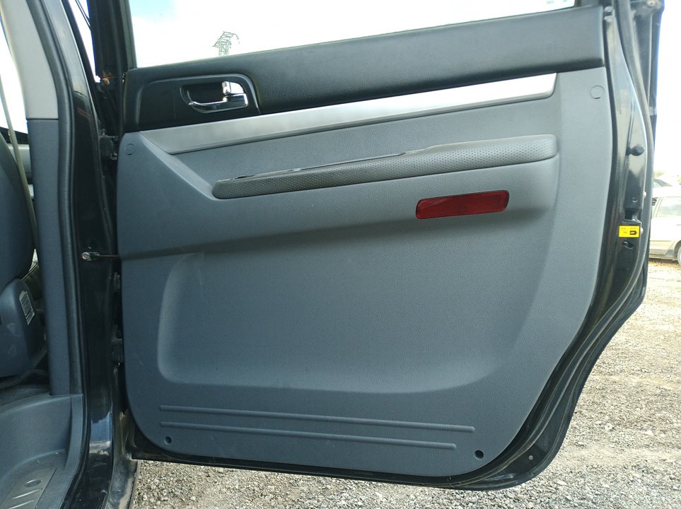 SSANGYONG Rodius 1 generation (2004-2010) Pravý zadní dveřní panel 26298451