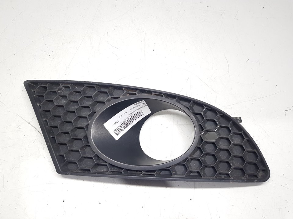 SEAT Leon 2 generation (2005-2012) Front Right Grill 1P0853666A 22765682